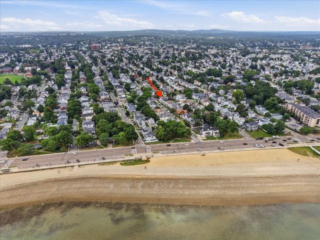 152 Davis St, Quincy, MA 02170