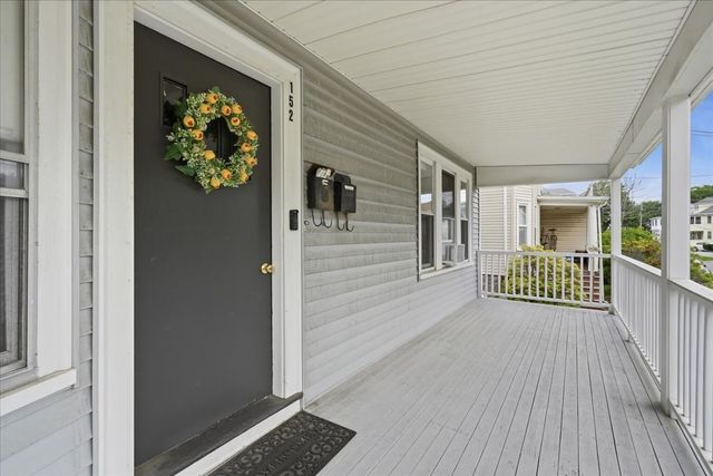 152 Davis St, Quincy, MA 02170