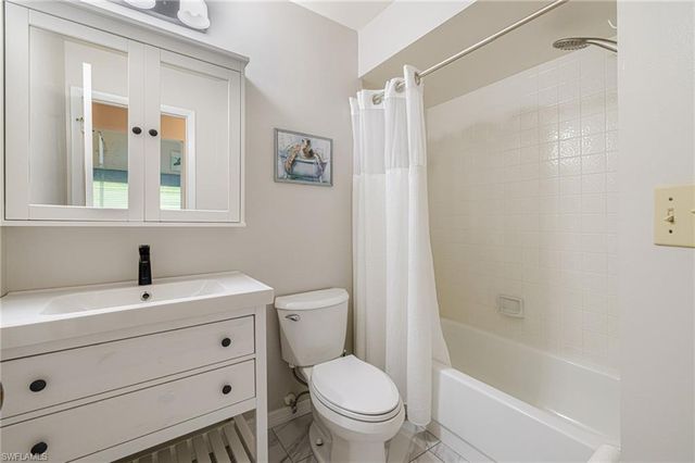 301 McGregor Park CIR, Fort Myers, FL 33908