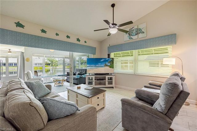 301 McGregor Park CIR, Fort Myers, FL 33908