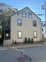 20 Chestnut Street, Newburyport, MA 01950
