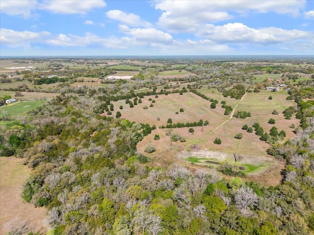 10137 Fm-390 W, Burton, TX 77835