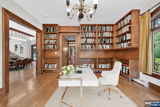 296 Durie Avenue, Closter, NJ 07624