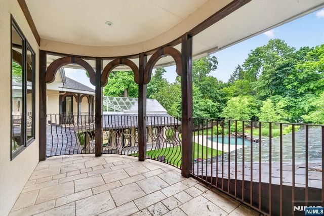 296 Durie Avenue, Closter, NJ 07624