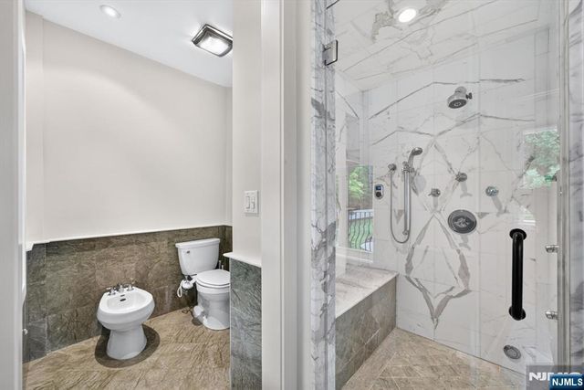 296 Durie Avenue, Closter, NJ 07624