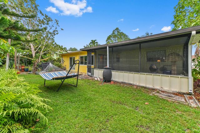 3002 Cardinal Drive, Delray Beach, FL 33444