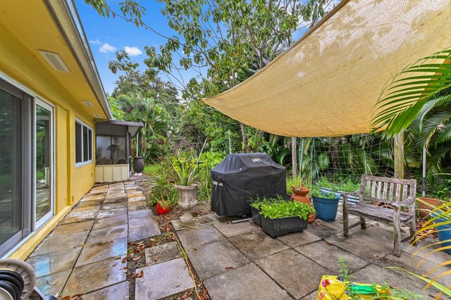 3002 Cardinal Drive, Delray Beach, FL 33444