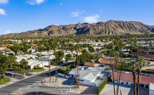 1975 E Mark Leslie, Palm Springs, CA 92264