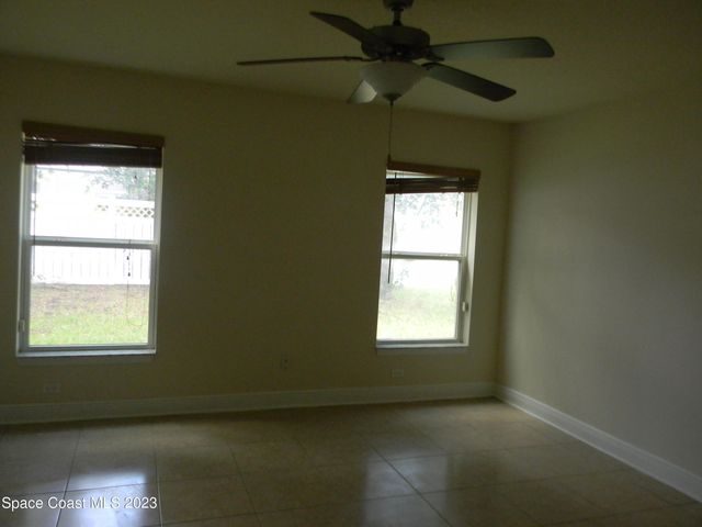 1576 Alaqua Way, Melbourne, FL 32904