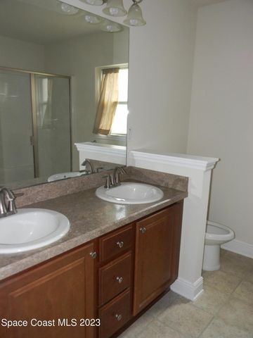 1576 Alaqua Way, Melbourne, FL 32904