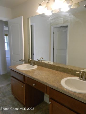 1576 Alaqua Way, Melbourne, FL 32904