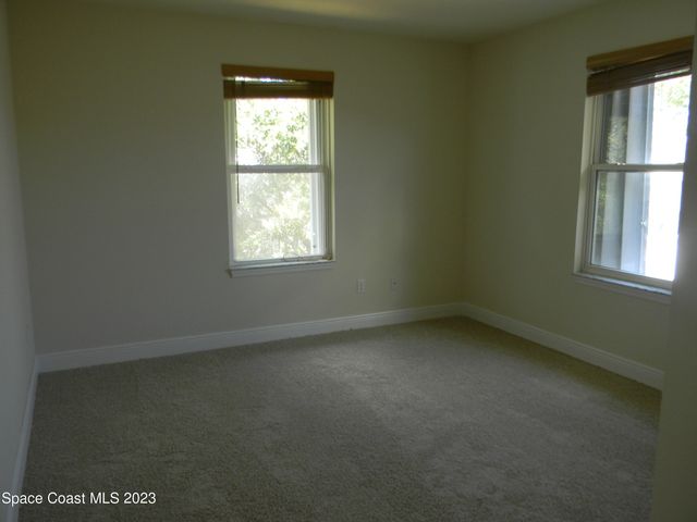 1576 Alaqua Way, Melbourne, FL 32904