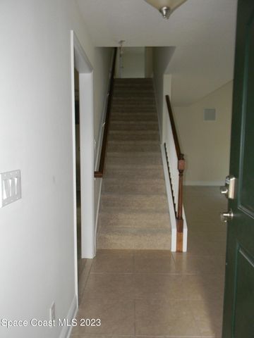 1576 Alaqua Way, Melbourne, FL 32904