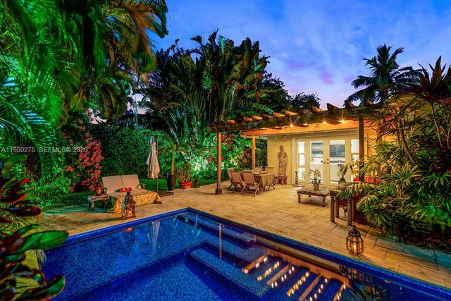 3701 Chase Ave, Miami Beach, FL 33140