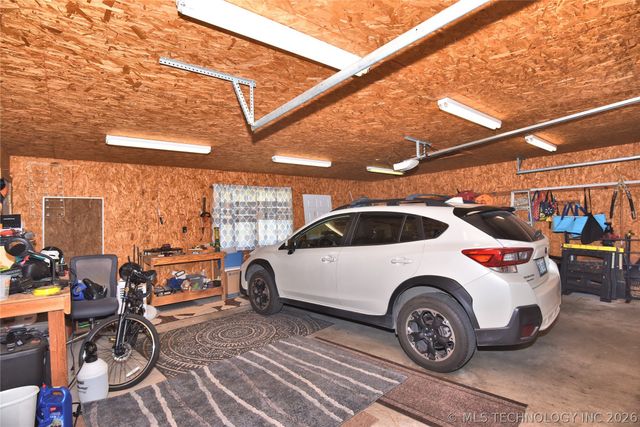 1229 E 8th Street, Okmulgee, OK 74447