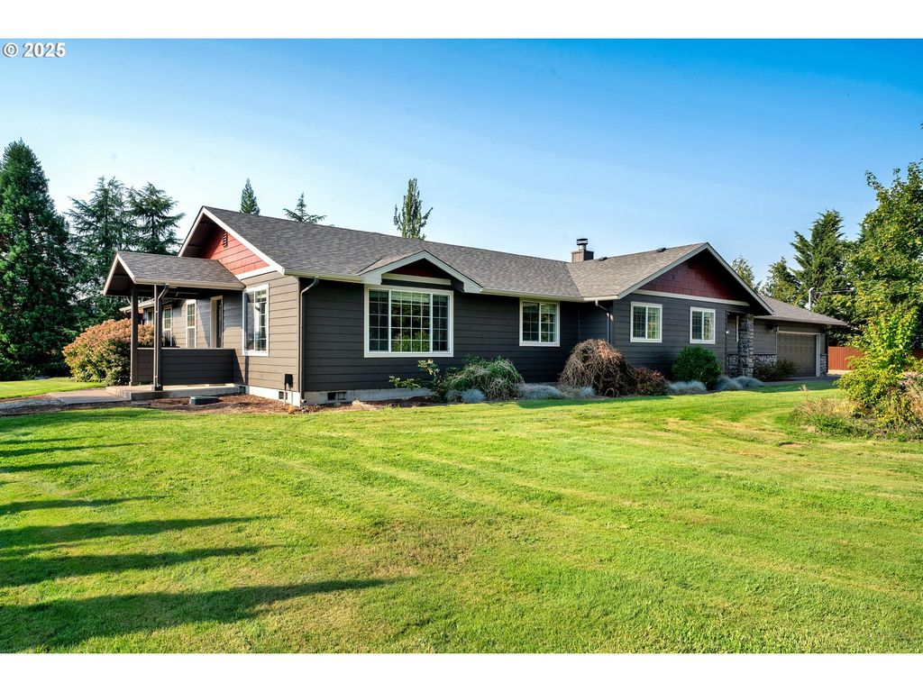 81988 HILLVIEW Dr, Creswell, OR 97426