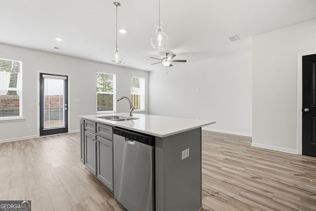 204 Flier Drive, Mcdonough, GA 30253