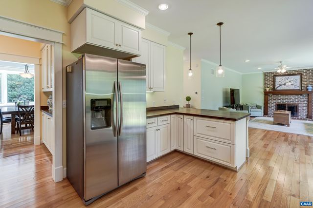 140 LYNX FARM LN, Charlottesville, VA 22903