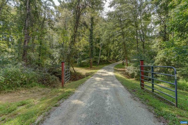 140 LYNX FARM LN, Charlottesville, VA 22903