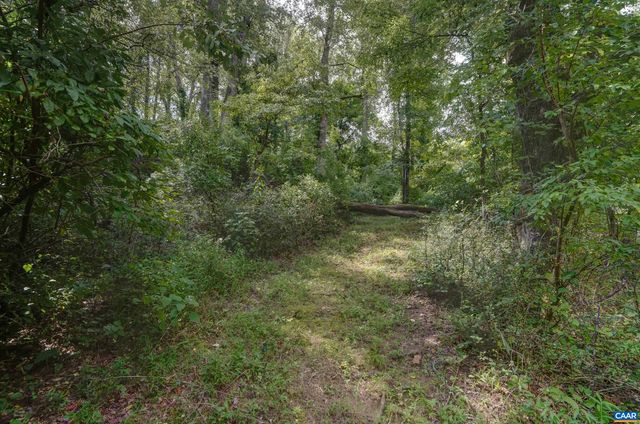 140 LYNX FARM LN, Charlottesville, VA 22903