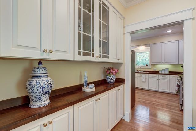 140 LYNX FARM LN, Charlottesville, VA 22903