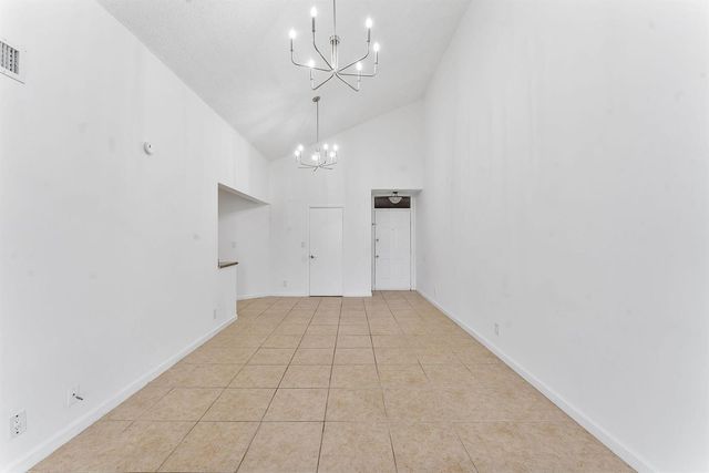 212 Lake Pointe Drive 302, Oakland Park, FL 33309