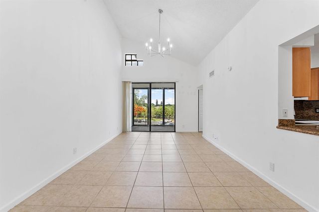 212 Lake Pointe Drive 302, Oakland Park, FL 33309