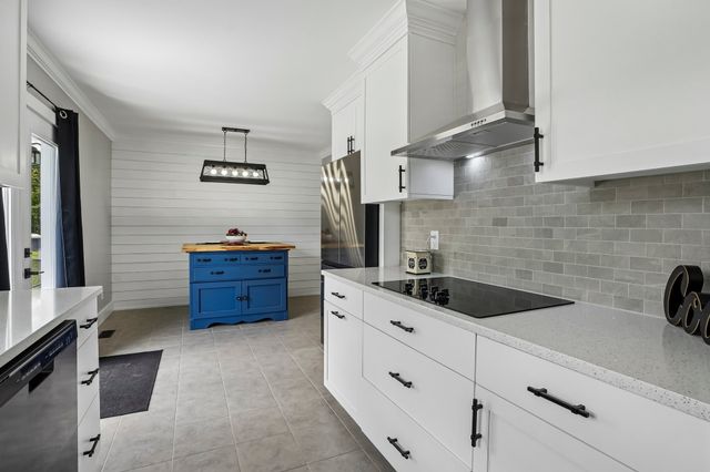 109 Eagle Crk, Christiana, TN 37037