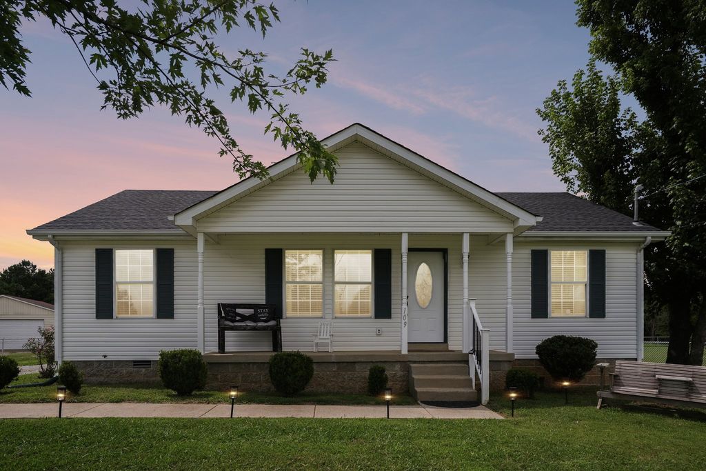 109 Eagle Crk, Christiana, TN 37037
