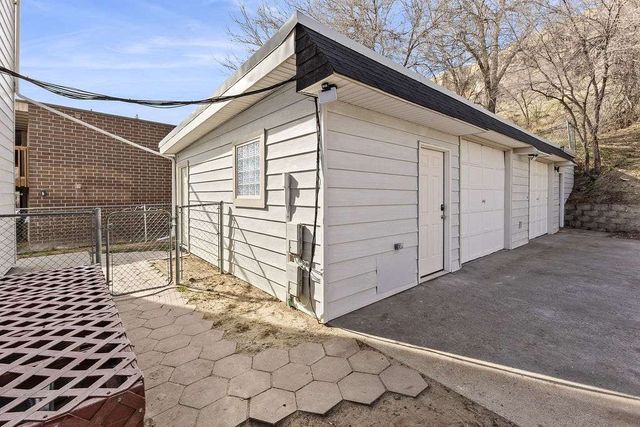 1923-1925 Burnstead Drive, Billings, MT 59101