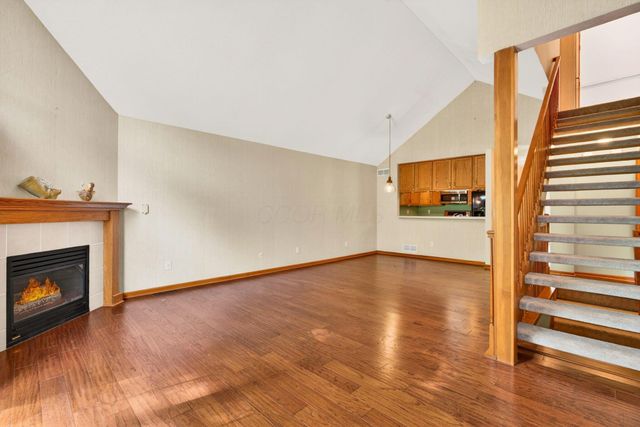 7042 Greensview Village Drive, Canal Winchester, OH 43110
