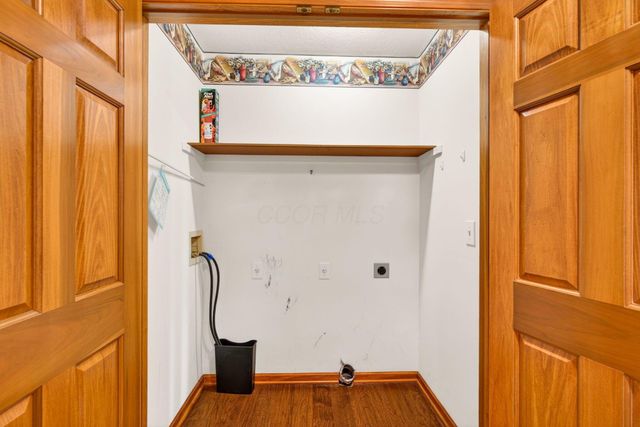 7042 Greensview Village Drive, Canal Winchester, OH 43110