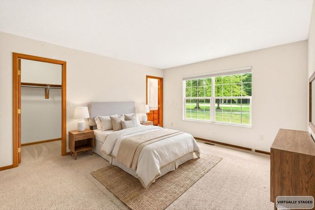 7042 Greensview Village Drive, Canal Winchester, OH 43110
