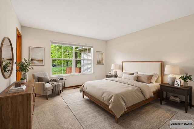 7042 Greensview Village Drive, Canal Winchester, OH 43110