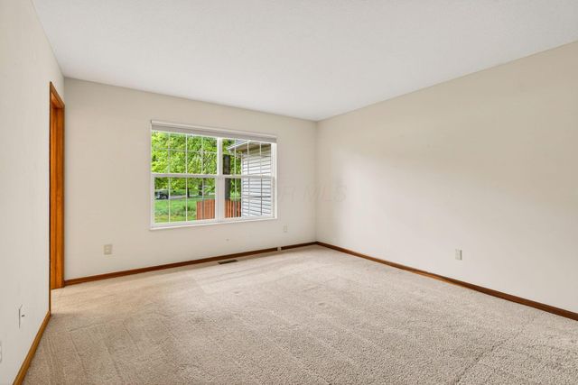 7042 Greensview Village Drive, Canal Winchester, OH 43110