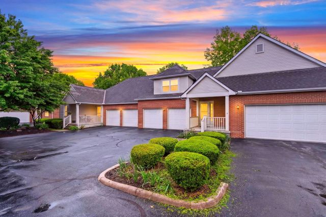 7042 Greensview Village Drive, Canal Winchester, OH 43110