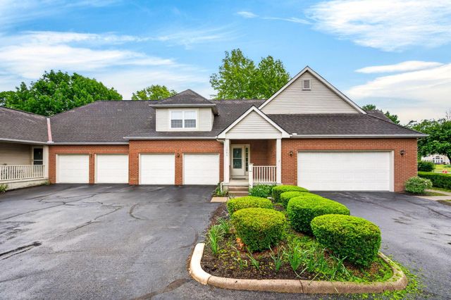7042 Greensview Village Drive, Canal Winchester, OH 43110