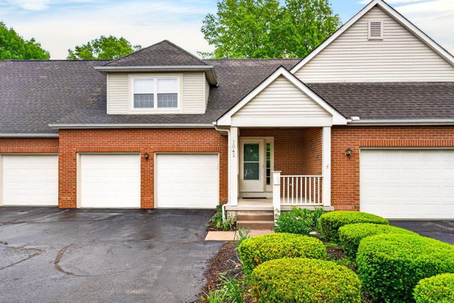 7042 Greensview Village Drive, Canal Winchester, OH 43110