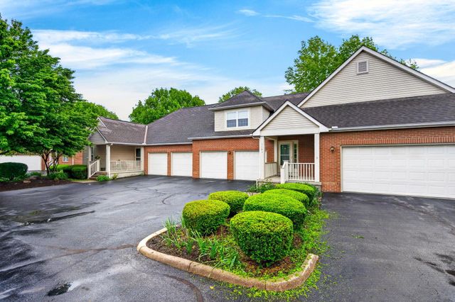 7042 Greensview Village Drive, Canal Winchester, OH 43110