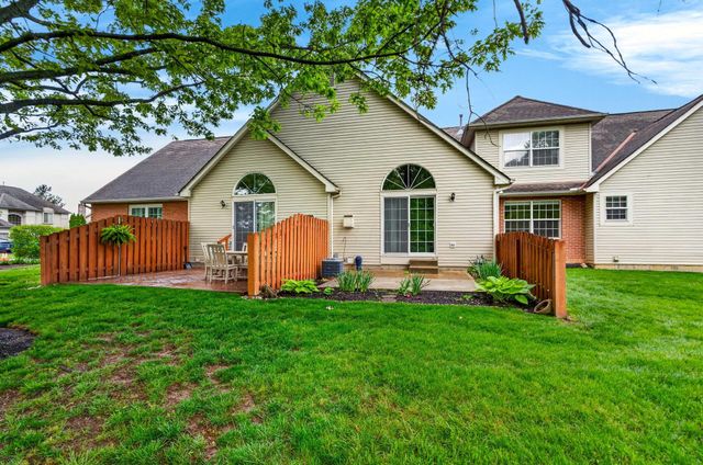 7042 Greensview Village Drive, Canal Winchester, OH 43110