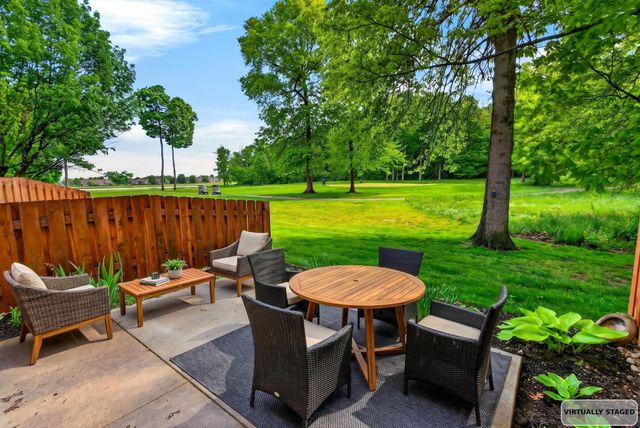 7042 Greensview Village Drive, Canal Winchester, OH 43110