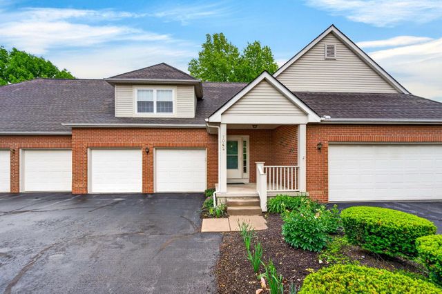 7042 Greensview Village Drive, Canal Winchester, OH 43110