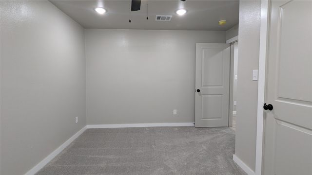 2703 Marjorie Avenue, Dallas, TX 75216