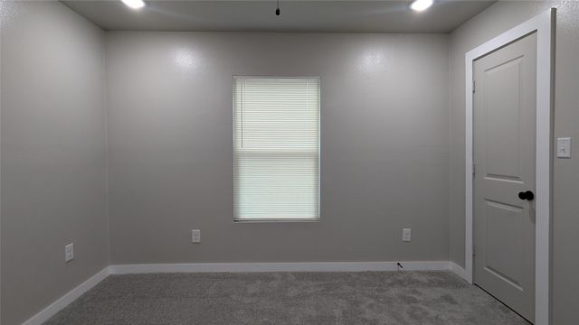 2703 Marjorie Avenue, Dallas, TX 75216