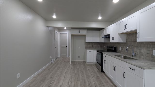 2703 Marjorie Avenue, Dallas, TX 75216