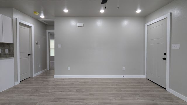 2703 Marjorie Avenue, Dallas, TX 75216