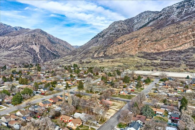 1670 SWAN ST, Ogden, UT 84401