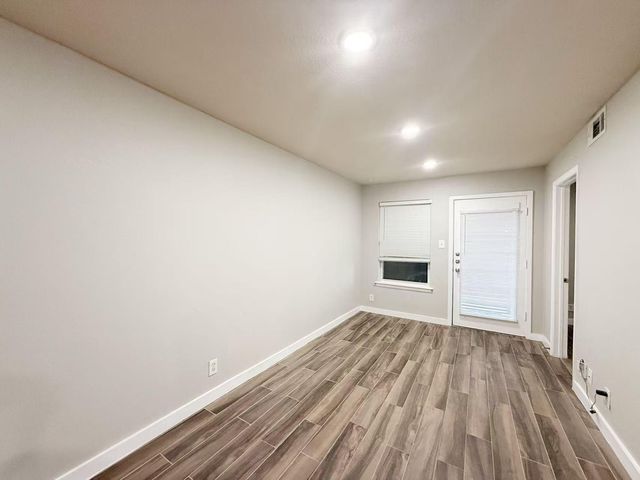 2020 S Congress Ave 1106, Austin, TX 78704