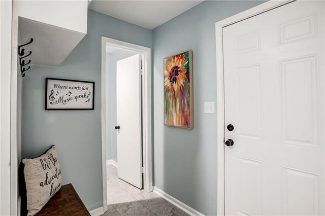 6708 N Euclid Avenue, Gladstone, MO 64118