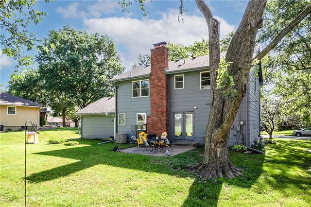 6708 N Euclid Avenue, Gladstone, MO 64118